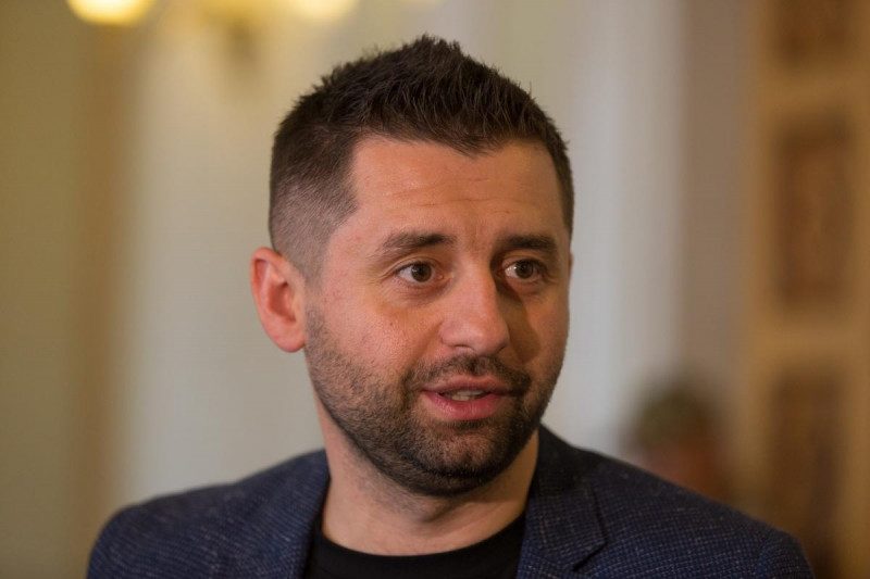 В Слуге народа объяснили срочность рассмотрения законопроекта о рынке земли