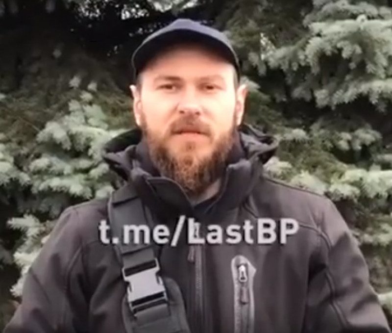 "С*ки, дармоеды, деньги рекой": добровольцы сделали грозное заявление об отводе войск у Золотого - видео