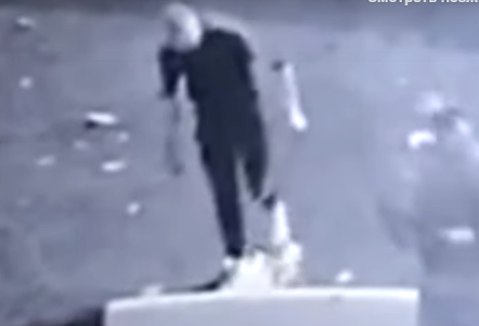 В Одесской области парень надругался над украинским флагом