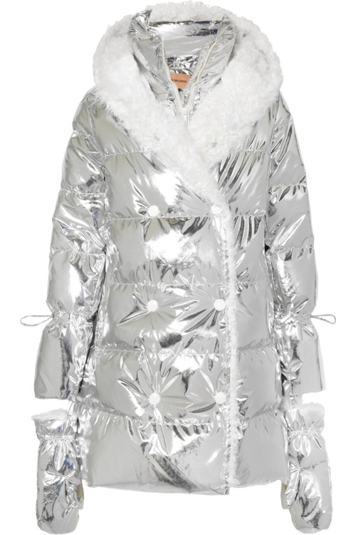 Cамые модные пуховики сезона 2019-2020 Cамые модные пуховики сезона 2019-2020