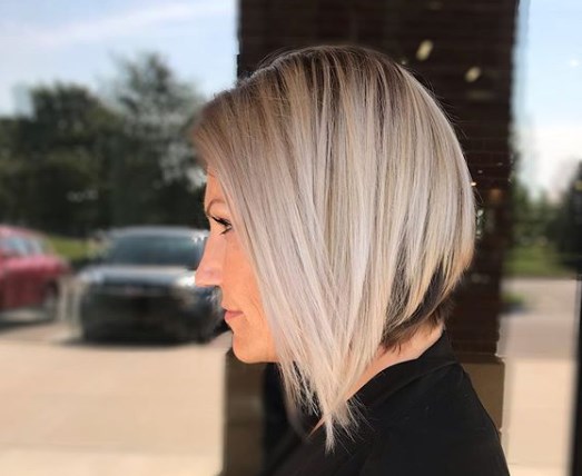 Стрижки с эффектом омоложения Стрижки с эффектом омоложения