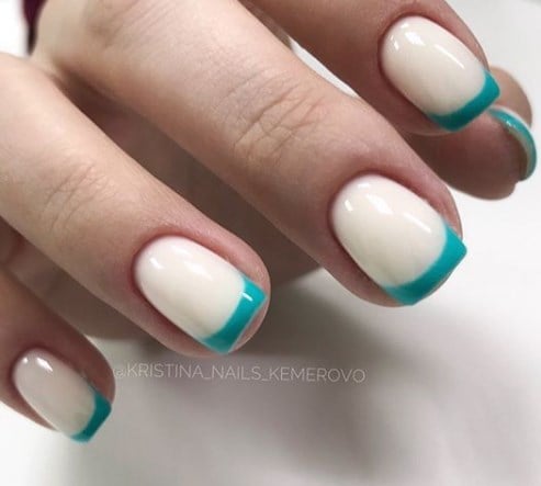 Бирюзовый маникюр