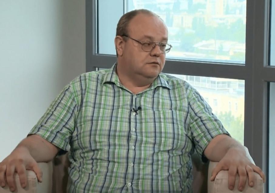 Артем Франков резко ответил Тарасу Степаненко за слова в адрес арбитра матча с Динамо Артем Франков резко ответил Тарасу Степаненко за слова в адрес арбитра матча с Динамо