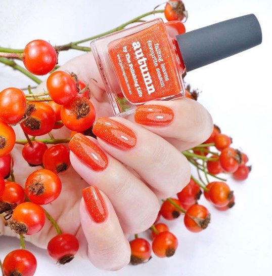 Оранжевый маникюр