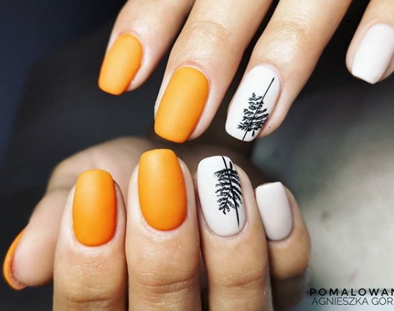 Оранжевый маникюр