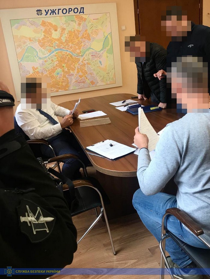 Масштабные злоупотребления: в СБУ рассказали подробности обысков в горсовете Ужгорода