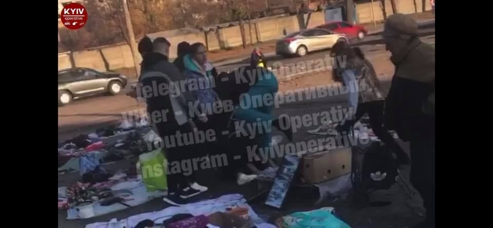 В Киеве бабушка получила от семьи воровки, выяснили журналисты - Новости Киева В Киеве бабушка получила от семьи воровки, выяснили журналисты - Новости Киева