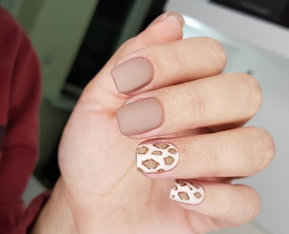 Бежевый маникюр Бежевый маникюр