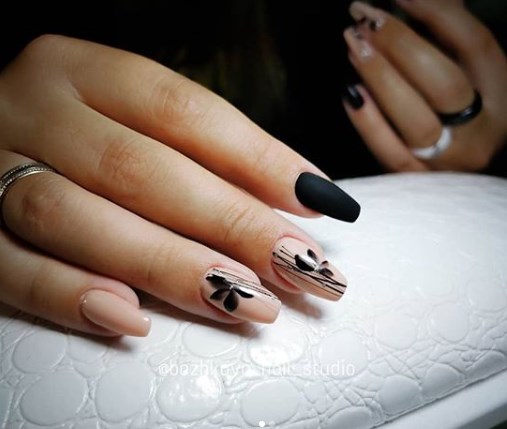 Бежевый маникюр Бежевый маникюр