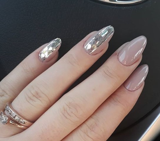 Бежевый маникюр Бежевый маникюр