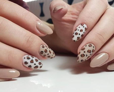 Бежевый маникюр Бежевый маникюр