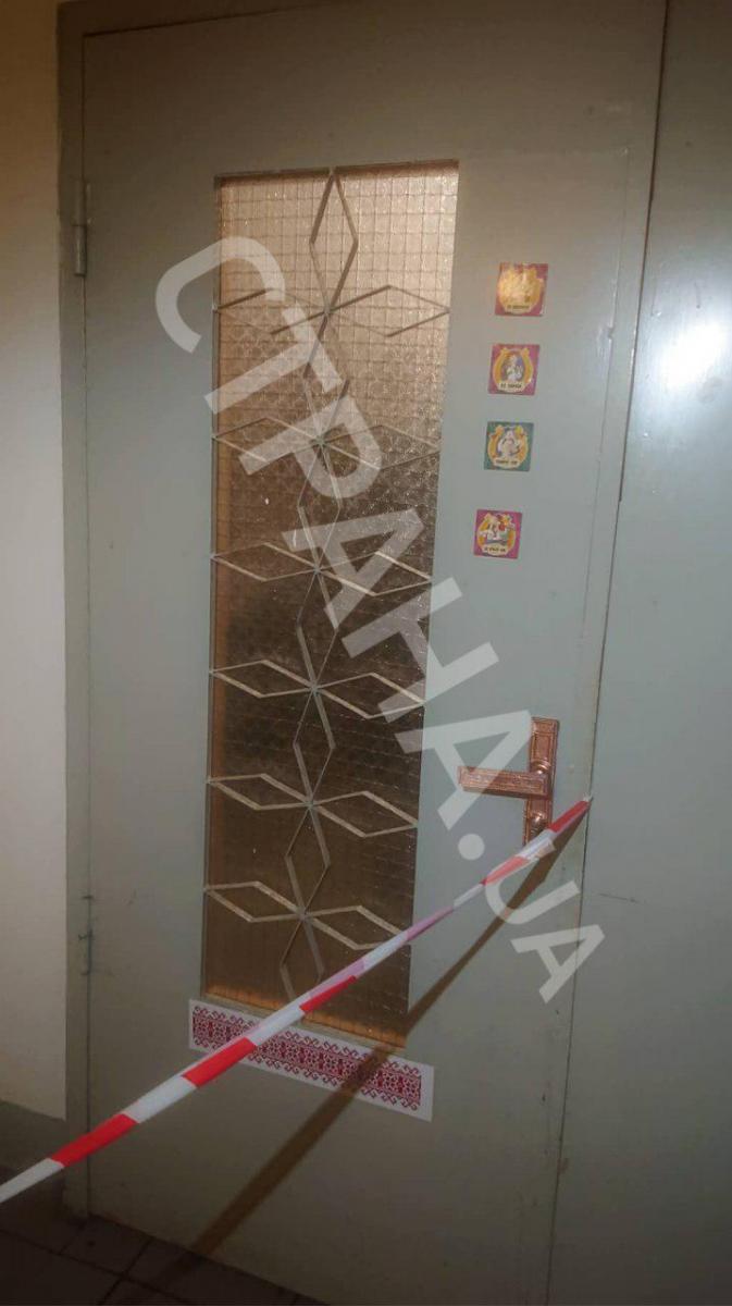 В жилом доме в Киеве мужчина устроил стрельбу В жилом доме в Киеве мужчина устроил стрельбу