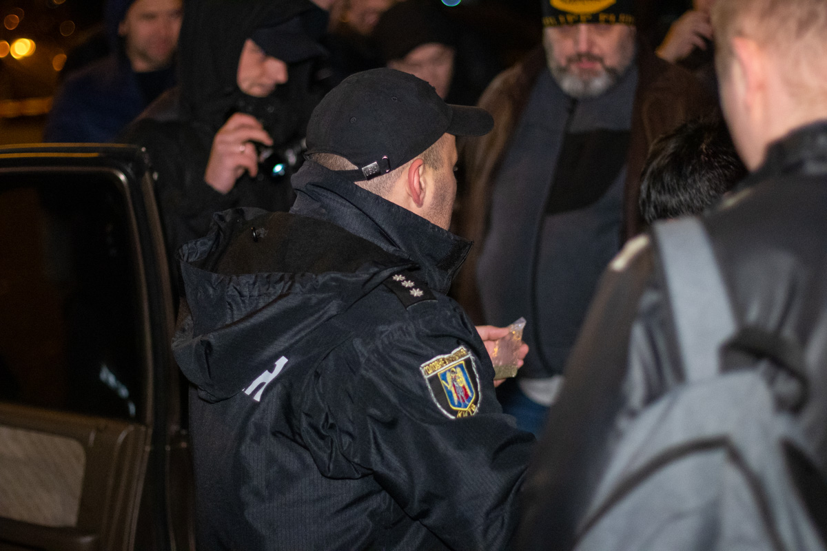 В Киеве очень пьяный мужчина-ром устроил масштабную аварию, узнали журналисты В Киеве очень пьяный мужчина-ром устроил масштабную аварию, узнали журналисты