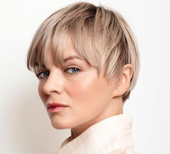 Женская стрижка под горшок 2019