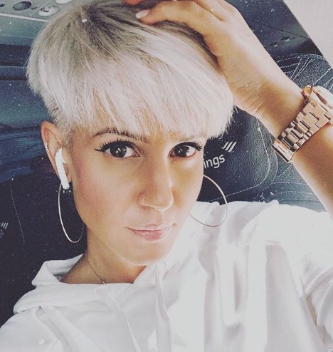 Женская стрижка под горшок 2019