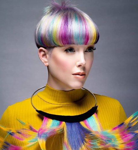 Женская стрижка под горшок 2019