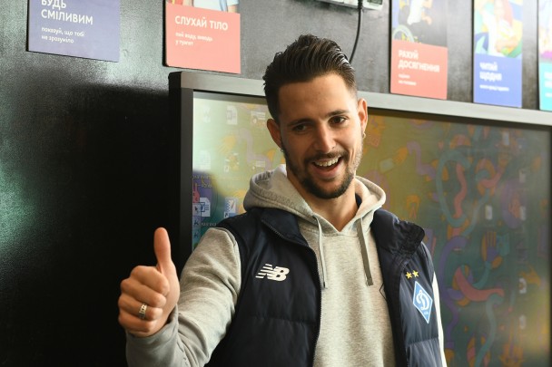 Фран Соль в больнице "Охмадет" Фран Соль в больнице "Охмадет"