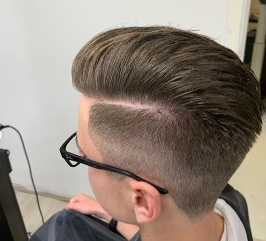 Мужская стрижка канадка