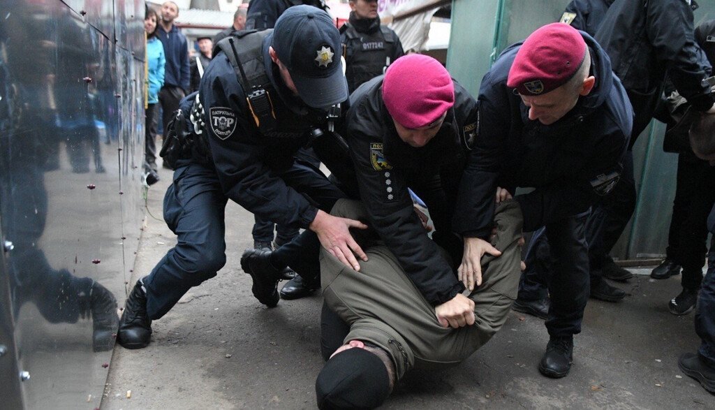 В Ивано-Франковске Игоря Халаменду облили нечистотами