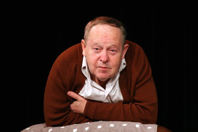 Давид Бабаев на сцене театра им. Леси Украинки Давид Бабаев на сцене театра им. Леси Украинки