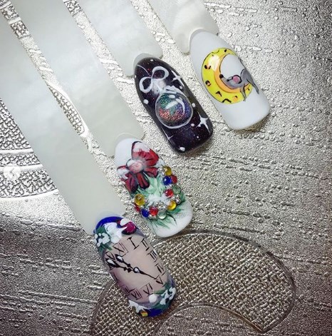 Маникюр на Новый год 2020