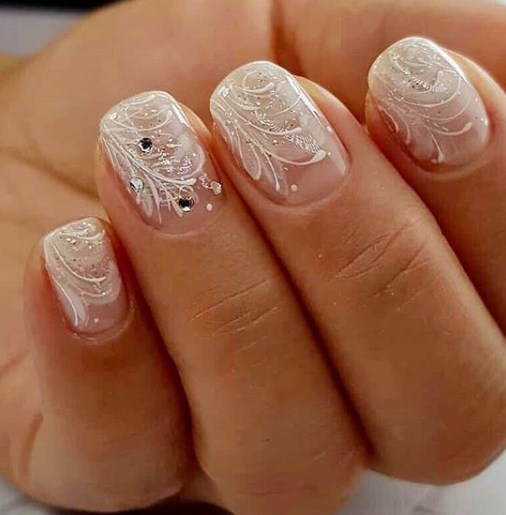 Маникюр на Новый год 2020