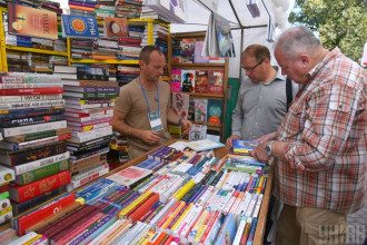 Российский читатель избалован соцреализмом, считает известный писатель - Дмитрий Быков Российский читатель избалован соцреализмом, считает известный писатель - Дмитрий Быков