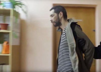 "Заставили голоса в голове": в России мужчина зарезал ребенка во время "тихого часа" в детсаду