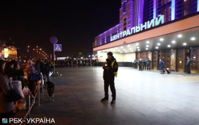 В Киеве заминировали ж/д вокзал / rbc.ua