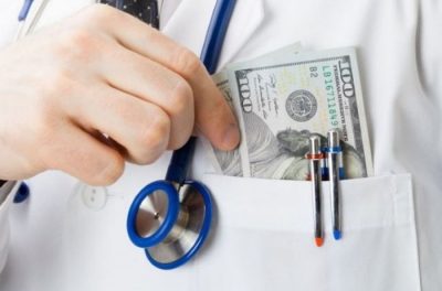 СМИ уличили главврача Института рака Безносенко в преступных схемах СМИ уличили главврача Института рака Безносенко в преступных схемах