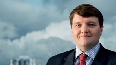 Зачем Зеленскому понадобился "штатский" советник