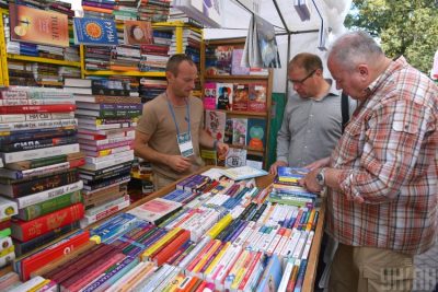 Российский читатель избалован соцреализмом, считает известный писатель - Дмитрий Быков