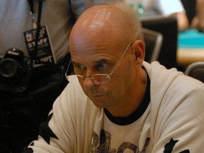 Основателя Cirque du Soleil задержали за выращивание марихуаны / Фото: ru.wikipedia.org