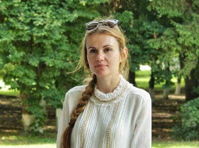 Скандал в Слуге народа: Арахамия грозит выгнать нардепа, предлагавшего деньги коллегам