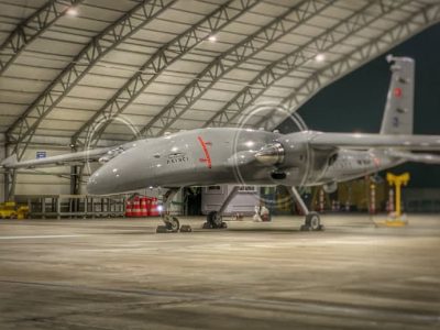 Турция начала испытывать беспилотник с украинским двигателем / Фото: Twitter/Selçuk Bayraktar