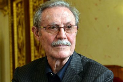 Юрий Соломин