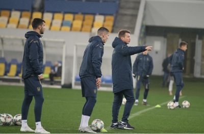 Украина U-21 вдевятером сыграла вничью с Азербайджаном