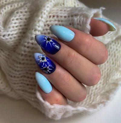 Зимний маникюр 2020 – модный голубой маникюр зима 2020 с геометрией и вязаные ногти - 38 фото