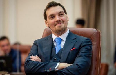 Журналисты узнали, что Владимир Зеленский снисходительно отреагировал на пленки, на которых якобы записан голос Алексея Гончарука - Гончарук отставка