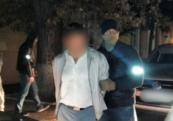 В Киеве задержан "близкий друг президента", который обещал должность за 1,5 млн долларов