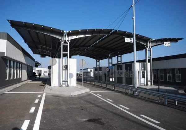 После ремонта открыли пункты пропуска в Крым Каланчак и Чонгар: яркий фоторепортаж