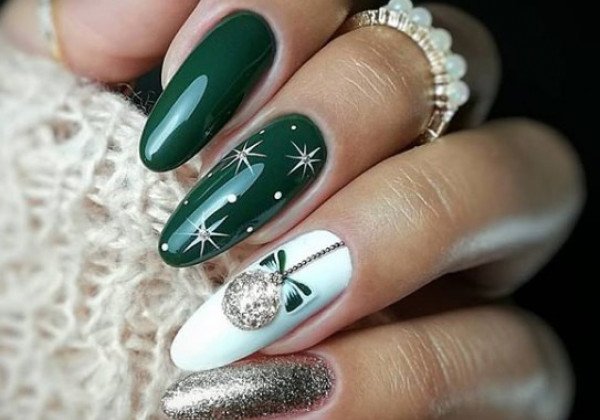Зимний маникюр 2020: модный новогодний маникюр, скандинавские мотивы и мраморные ногти - 46 фото