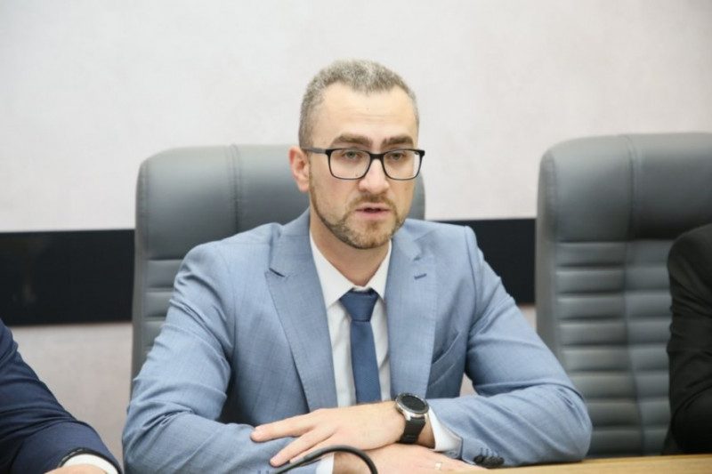 Сразивший Януковича яйцом студент стал замглавы ОГА