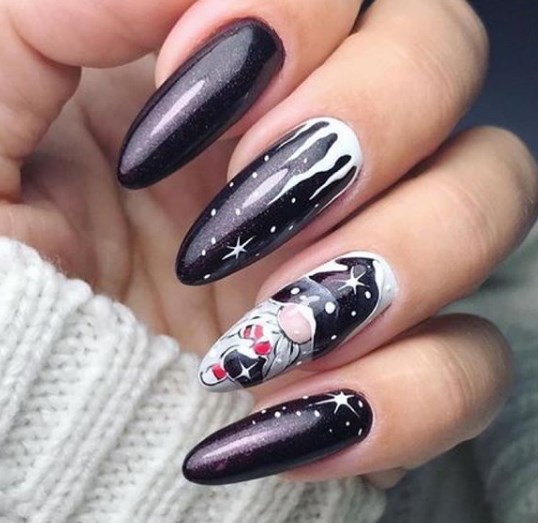 Черный новогодний маникюр 2020