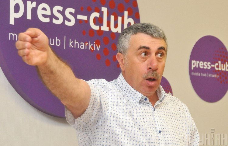 Евгений Комаровский поделился, что вода, которую дают пить детям, должна быть безопасной Евгений Комаровский поделился, что вода, которую дают пить детям, должна быть безопасной