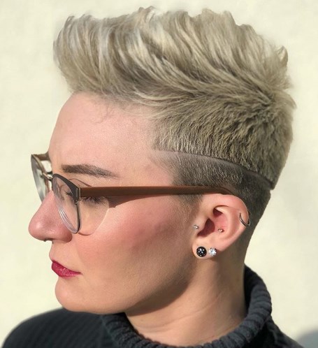 Женская стрижка пикси 2020