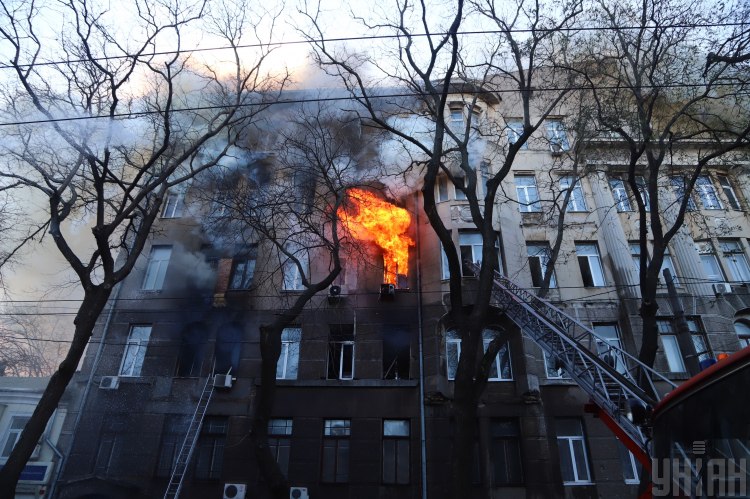 Количество жертв пожара в Одессе снова возросло 