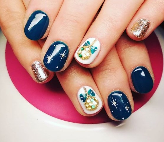Зимний маникюр на короткие ногти 2020 Зимний маникюр на короткие ногти 2020