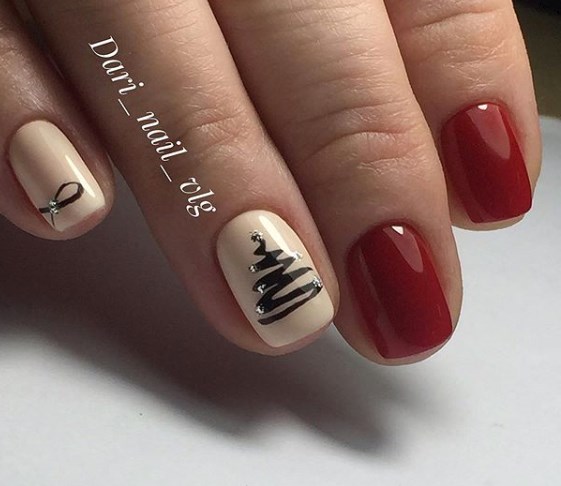 Зимний маникюр на короткие ногти 2020 Зимний маникюр на короткие ногти 2020