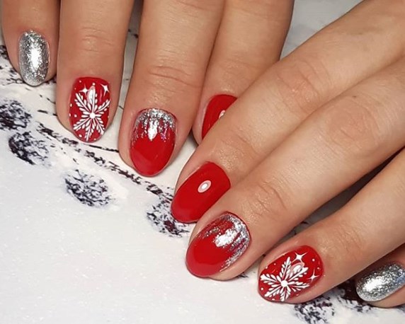 Зимний маникюр на короткие ногти 2020 Зимний маникюр на короткие ногти 2020